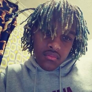 Meet your Posher, Dontez